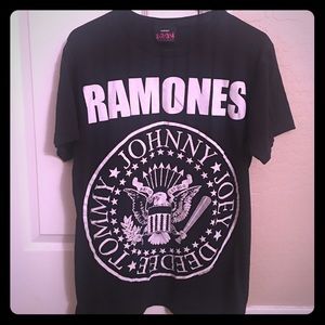 RAMONES T-SHIRT